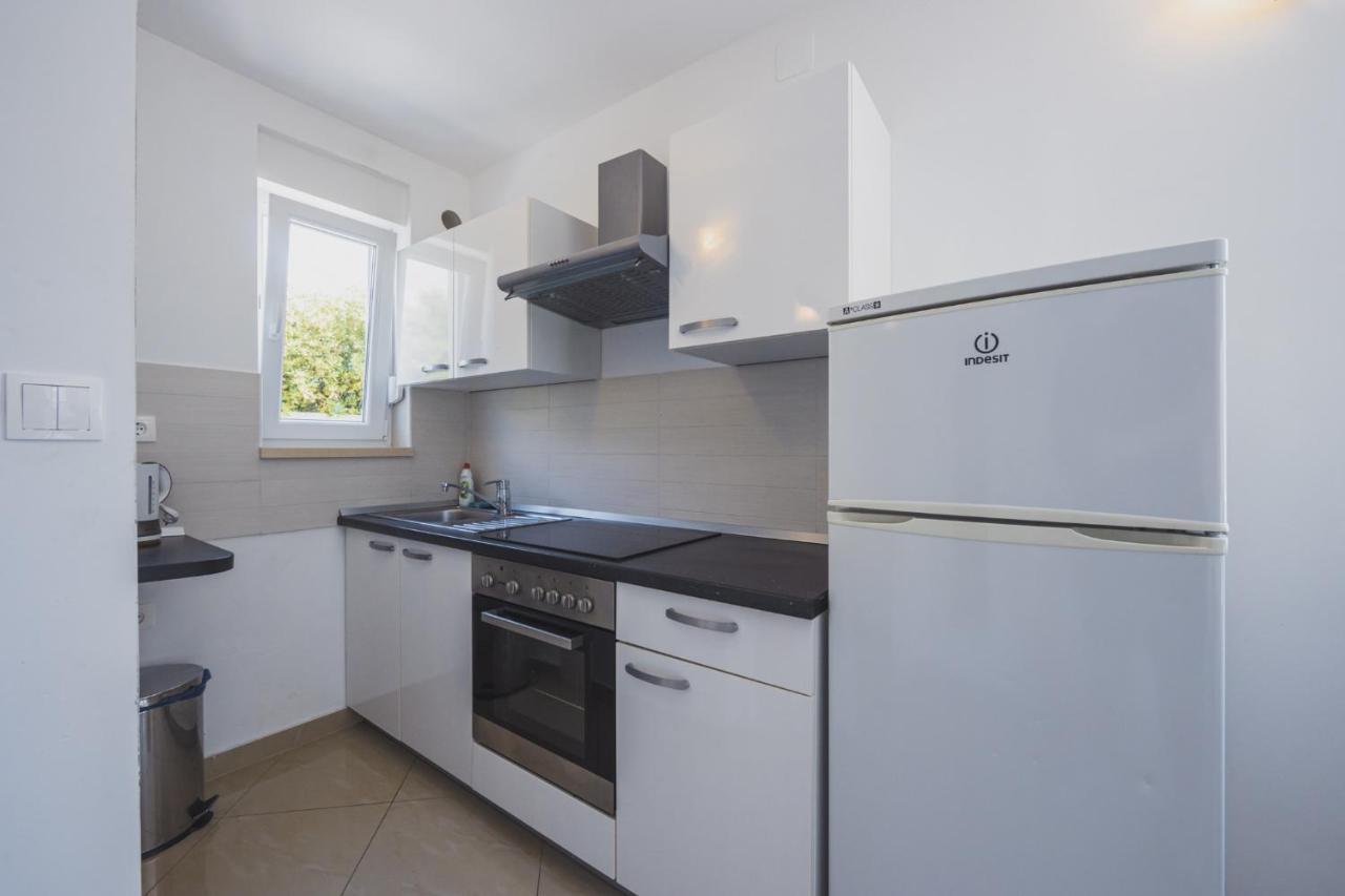 Apartments Lemon Novalja Extérieur photo